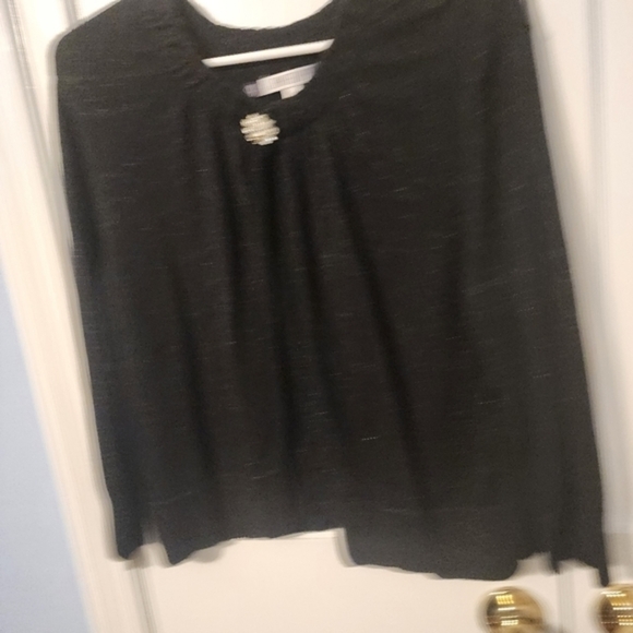 Timeless Sparkle Jennifer Lopez Shrug wuth Button accent. Like New. XL.‎ - Picture 4 of 9